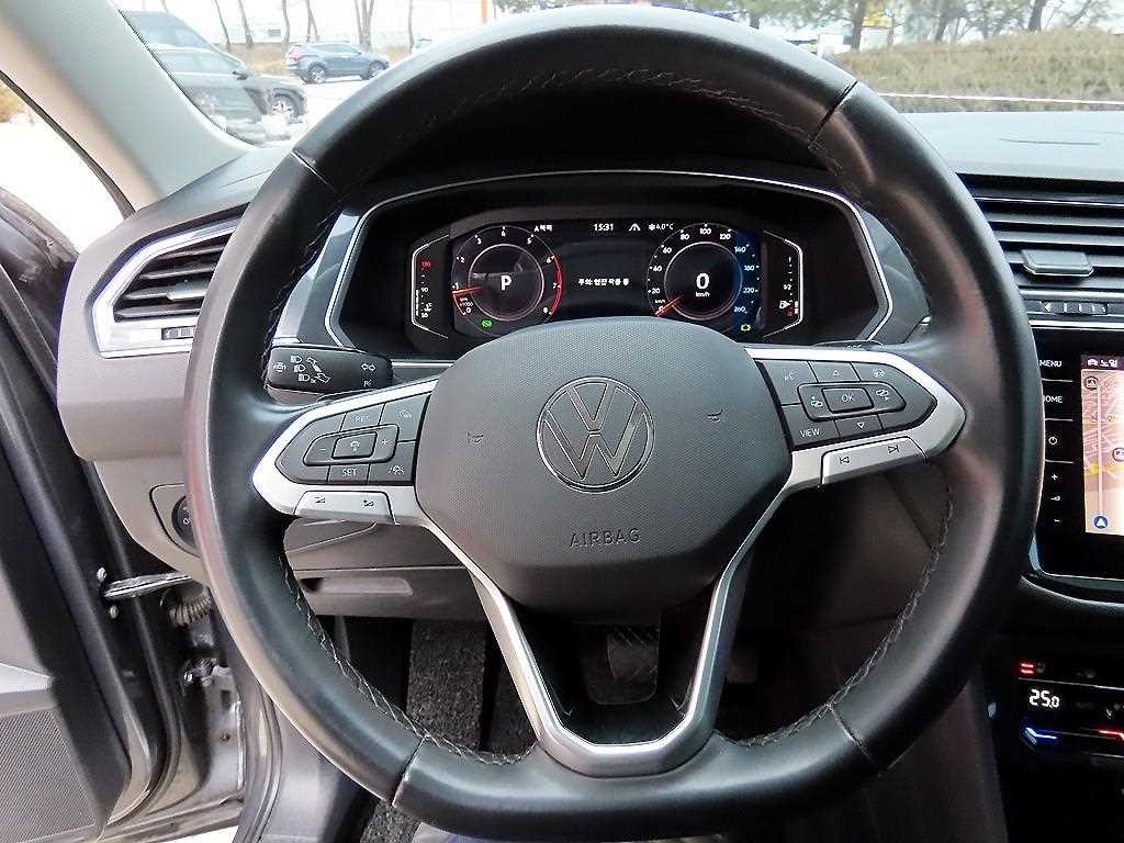 폭스바겐 티구안 티구안 올스페이스 2.0 TSI 프레스티지 이미지 8
