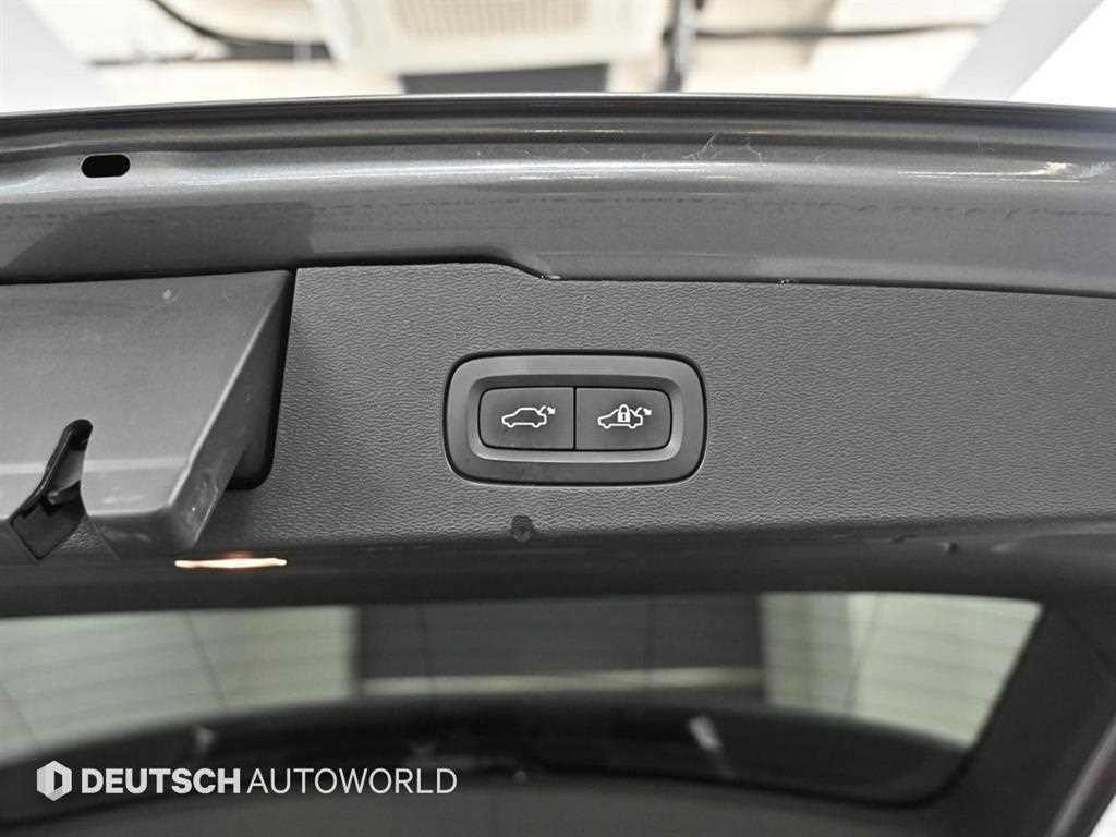 볼보 V60 V60 크로스 컨트리 2세대 2.0 T5 프로 AWD 이미지 20