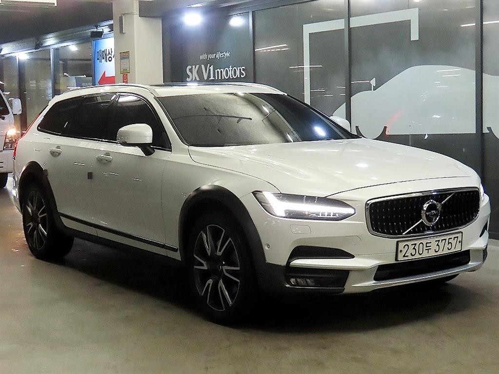 볼보 V90 V90 크로스컨트리 T5 프로 AWD 이미지 1