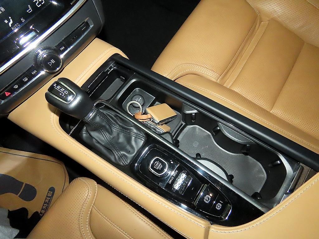 볼보 V90 V90 크로스컨트리 T5 프로 AWD 이미지 11
