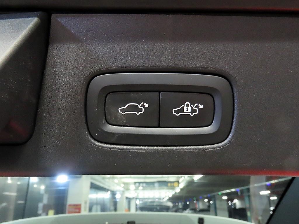 볼보 V90 V90 크로스컨트리 T5 프로 AWD 이미지 16