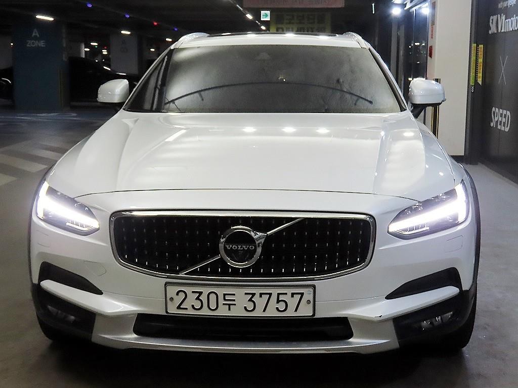 볼보 V90 V90 크로스컨트리 T5 프로 AWD 이미지 2
