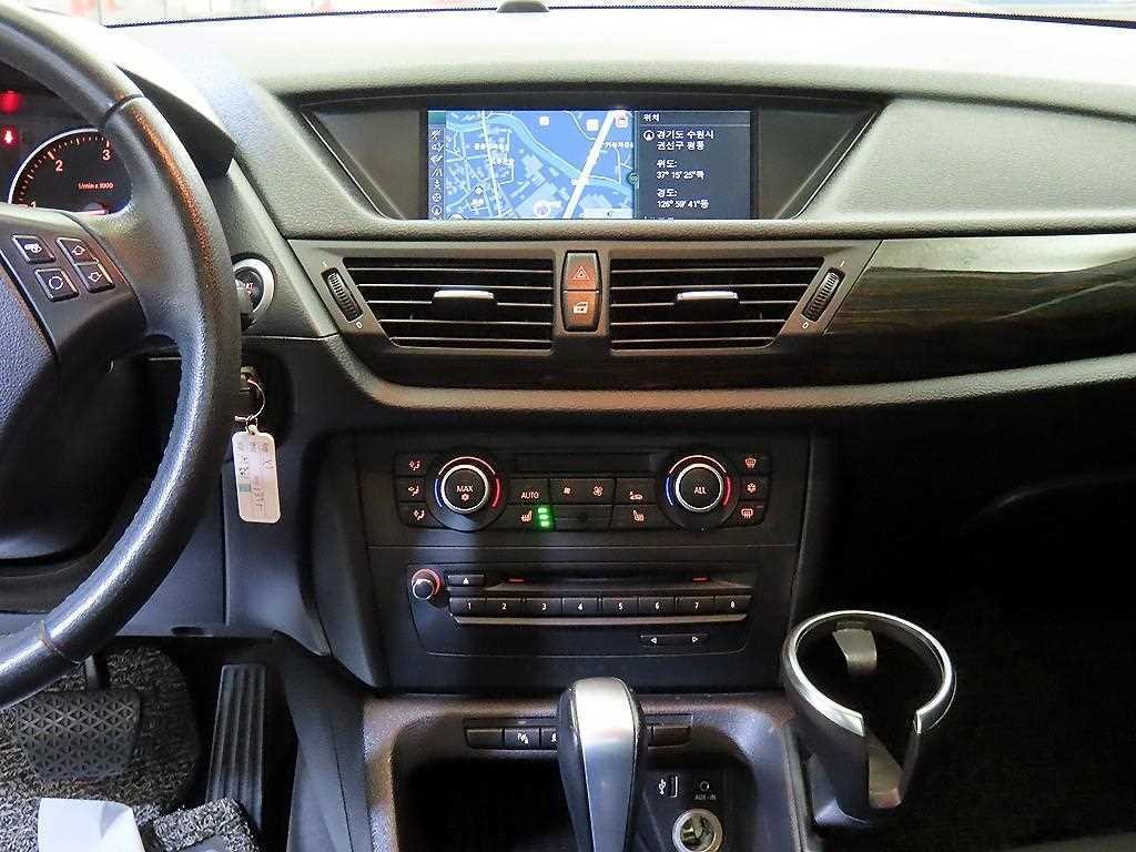 BMW X1 X1 (E84) xDrive 20d 4WD 이미지 11
