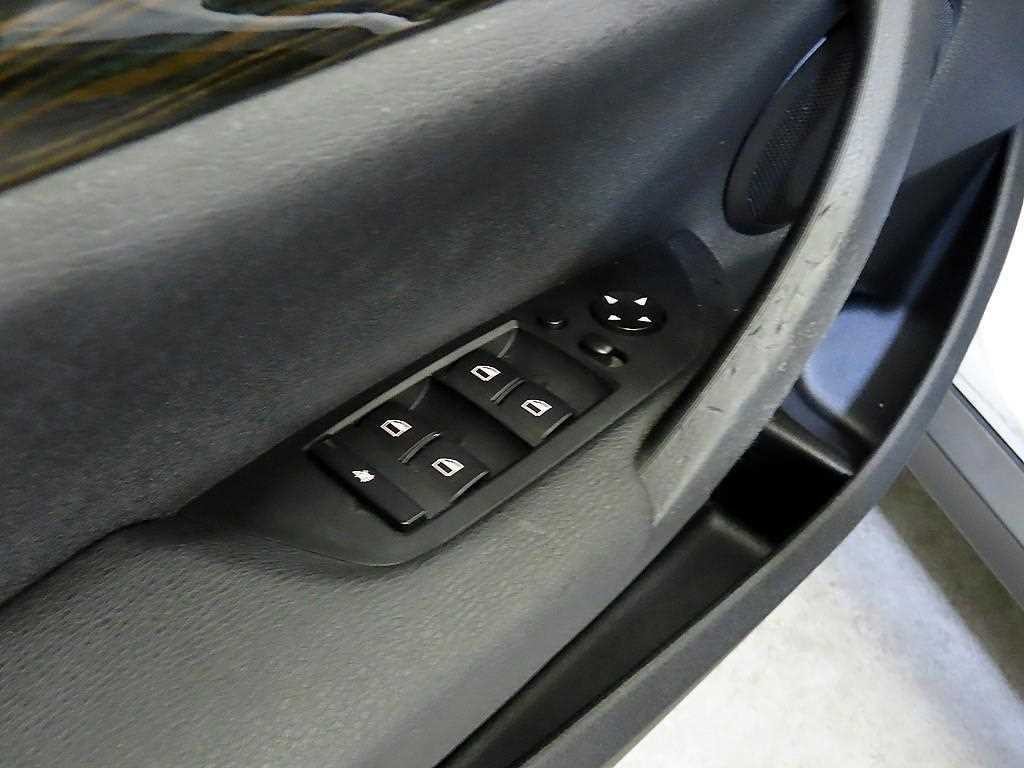BMW X1 X1 (E84) xDrive 20d 4WD 이미지 13