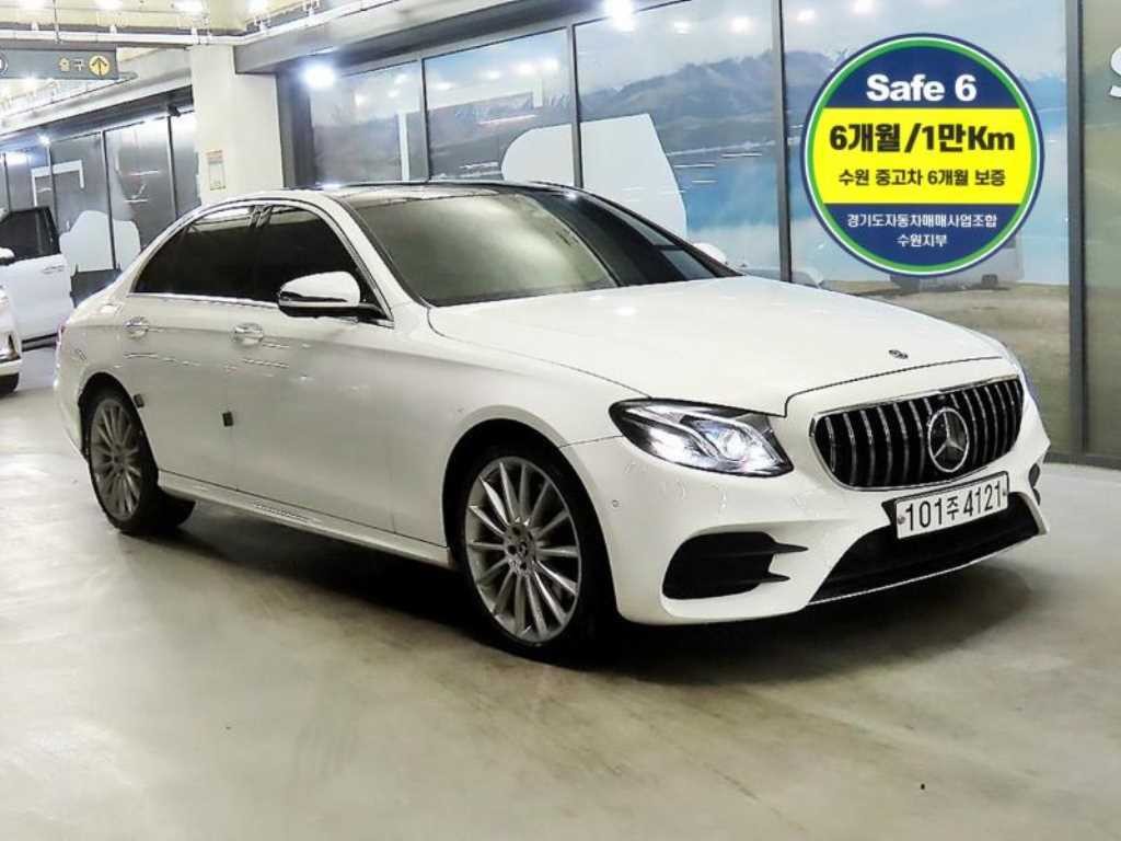 벤츠 E 클래스 E-클래스 W213 E350 4MATIC AMG LINE 이미지 1