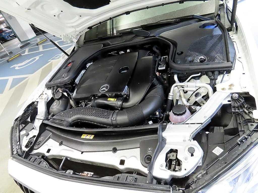 벤츠 E 클래스 E-클래스 W213 E350 4MATIC AMG LINE 이미지 19