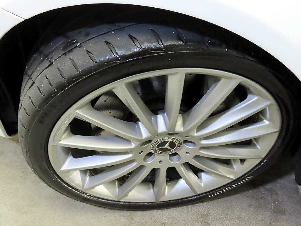벤츠 E 클래스 E-클래스 W213 E350 4MATIC AMG LINE 이미지 20