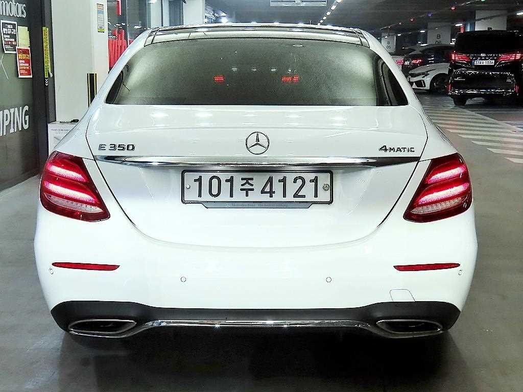 벤츠 E 클래스 E-클래스 W213 E350 4MATIC AMG LINE 이미지 5