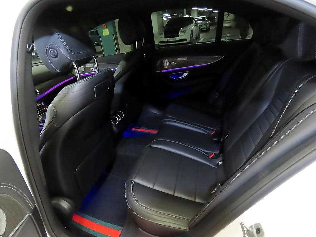 벤츠 E 클래스 E-클래스 W213 E350 4MATIC AMG LINE 이미지 7