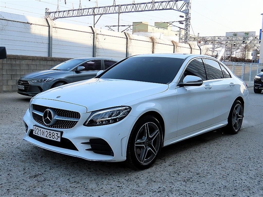 벤츠 C 클래스 C클래스 W205 C200 AMG LINE 이미지 2