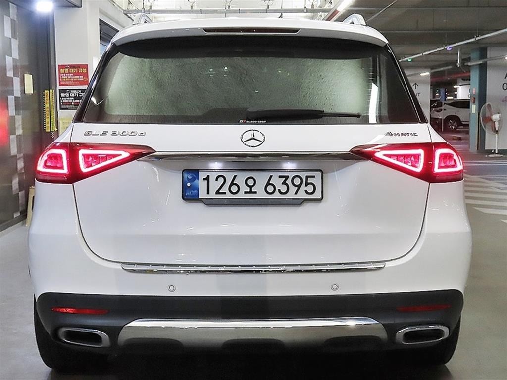 벤츠 GLE 클래스 GLE 클래스 W167 GLE 300d 4MATIC 이미지 5