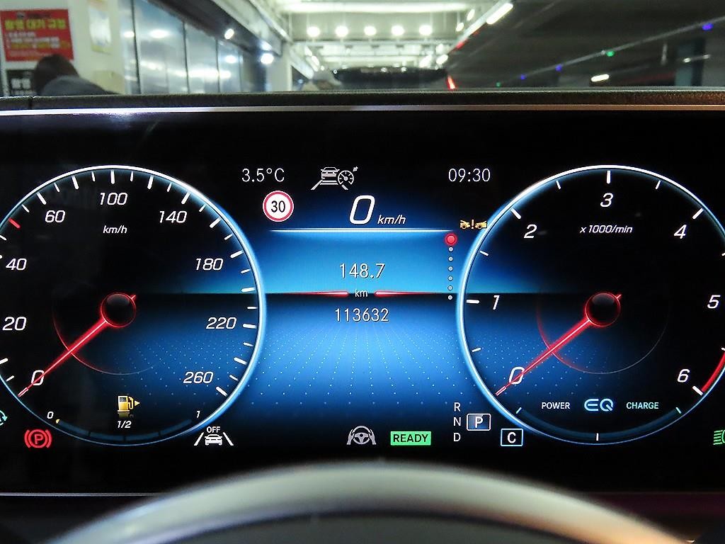 벤츠 GLE 클래스 GLE 클래스 W167 GLE 300d 4MATIC 이미지 9