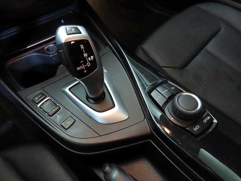 BMW 1시리즈 1시리즈 (F20) 118d 어반 팩 1 이미지 12