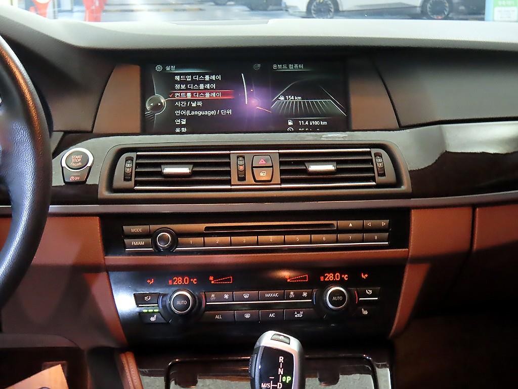 BMW 5시리즈 5시리즈 (F10) 528i 이미지 11