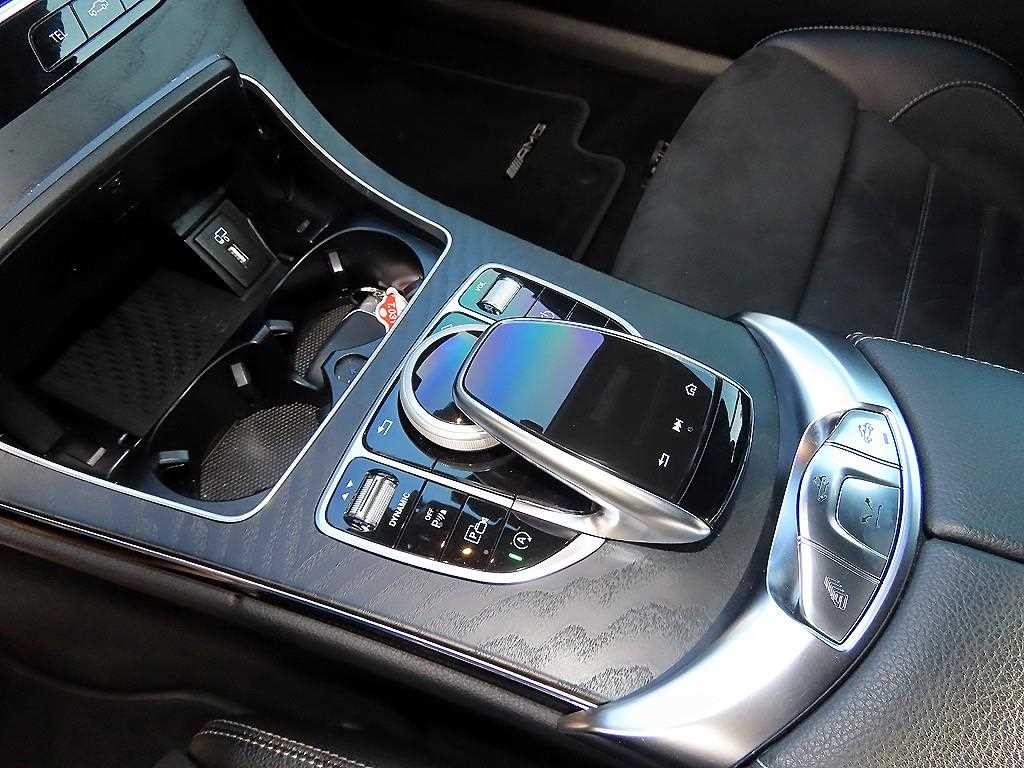 벤츠 C 클래스 C클래스 W205 C200 카브리올레 이미지 12
