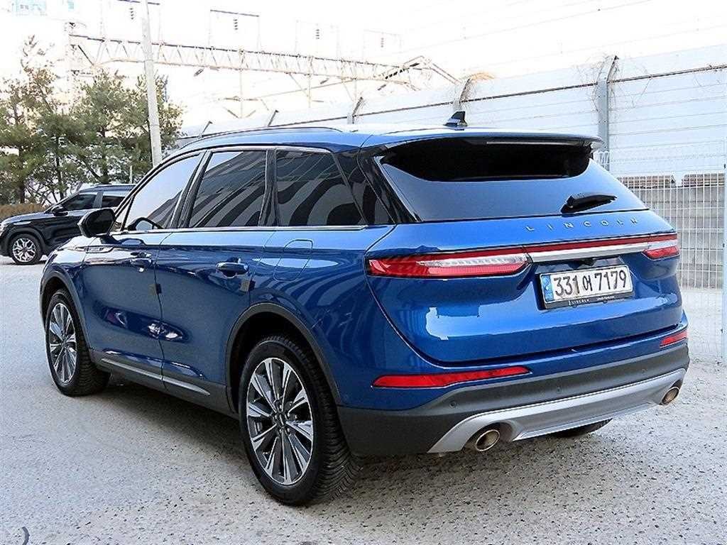 링컨 코세어 2.0 리저브 AWD 이미지 3