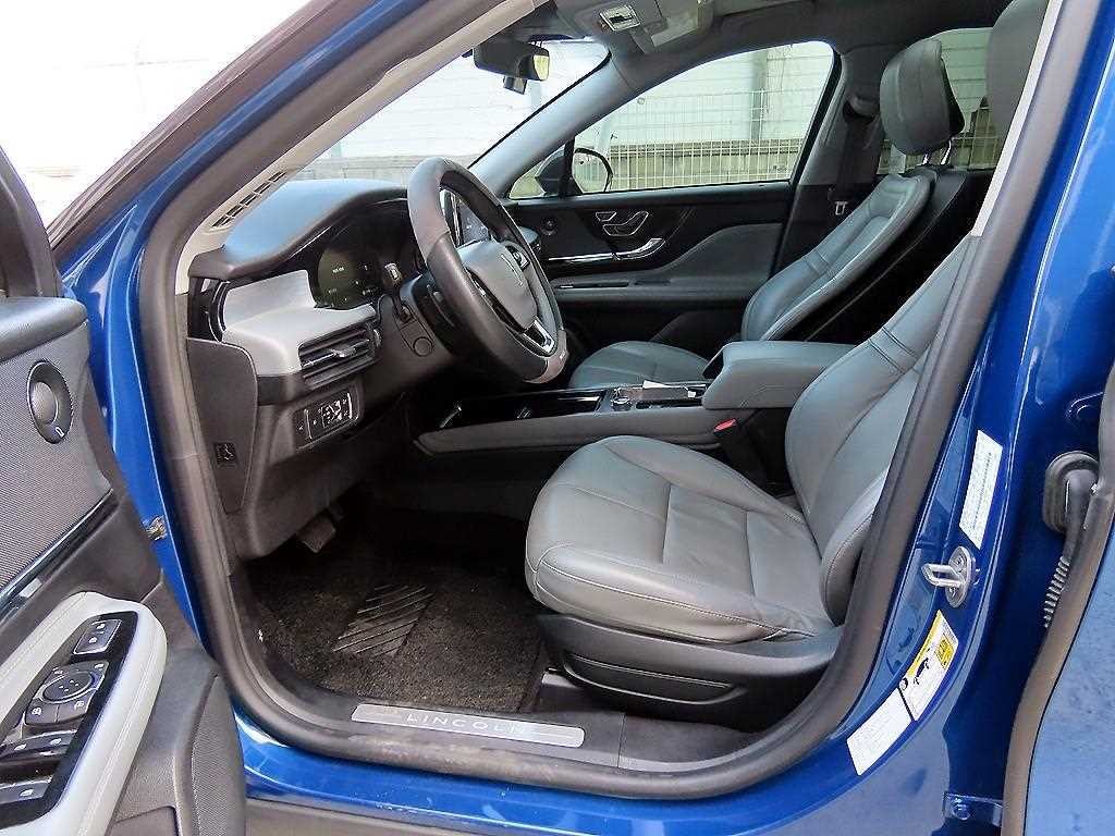 링컨 코세어 2.0 리저브 AWD 이미지 5