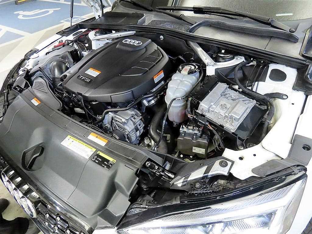 아우디 A5 A5 (F5) 45 TFSI 콰트로 프리미엄 스포트백 이미지 19