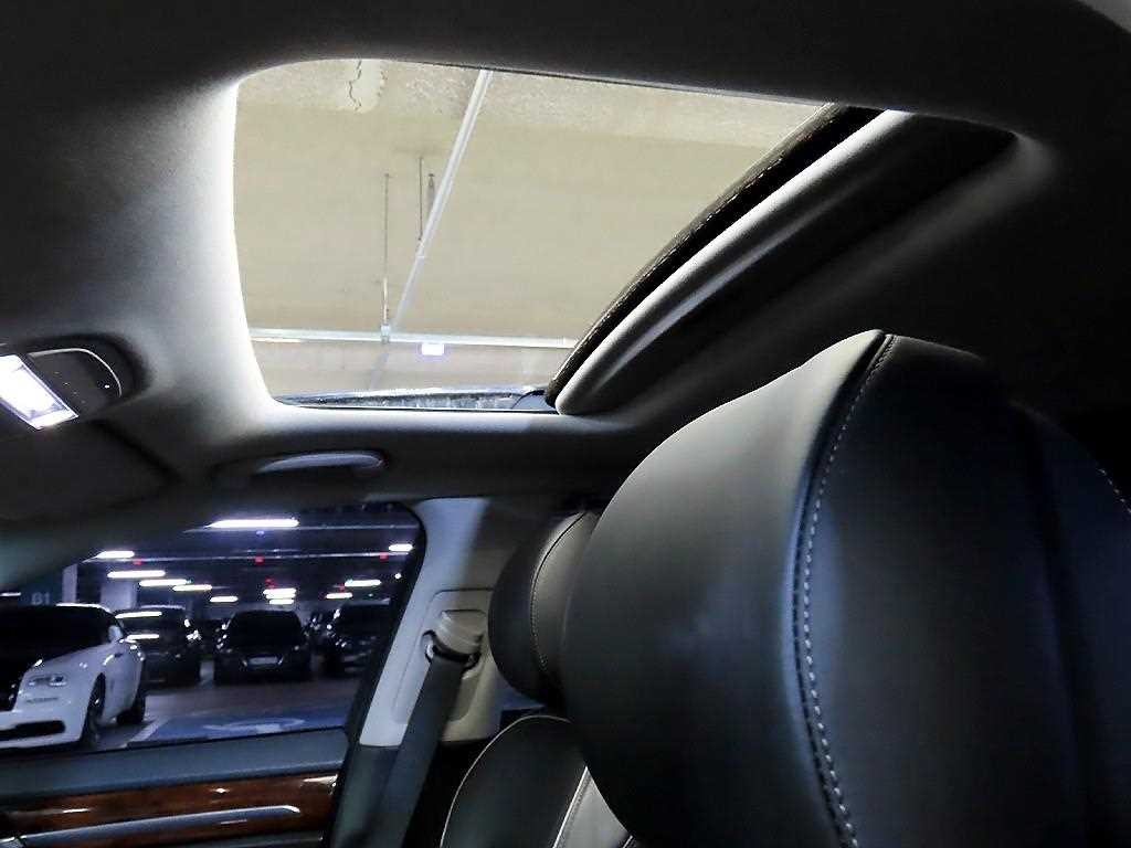 제네시스 EQ900 3.8 GDI AWD 프리미엄 럭셔리 이미지 17