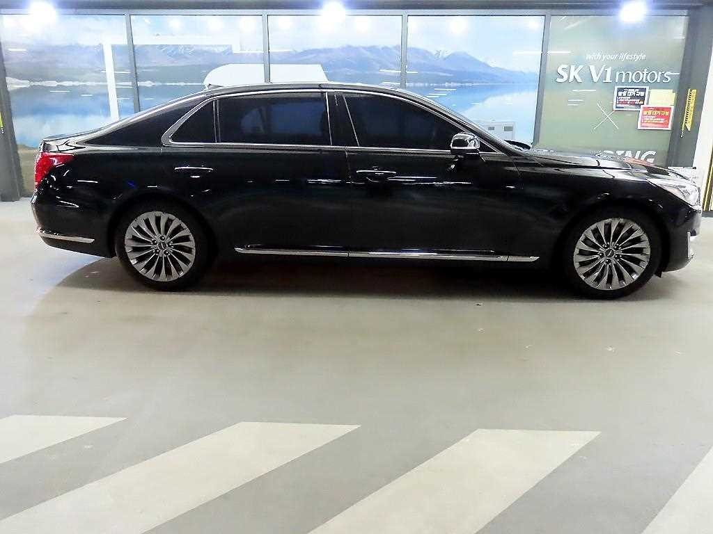 제네시스 EQ900 3.8 GDI AWD 프리미엄 럭셔리 이미지 3