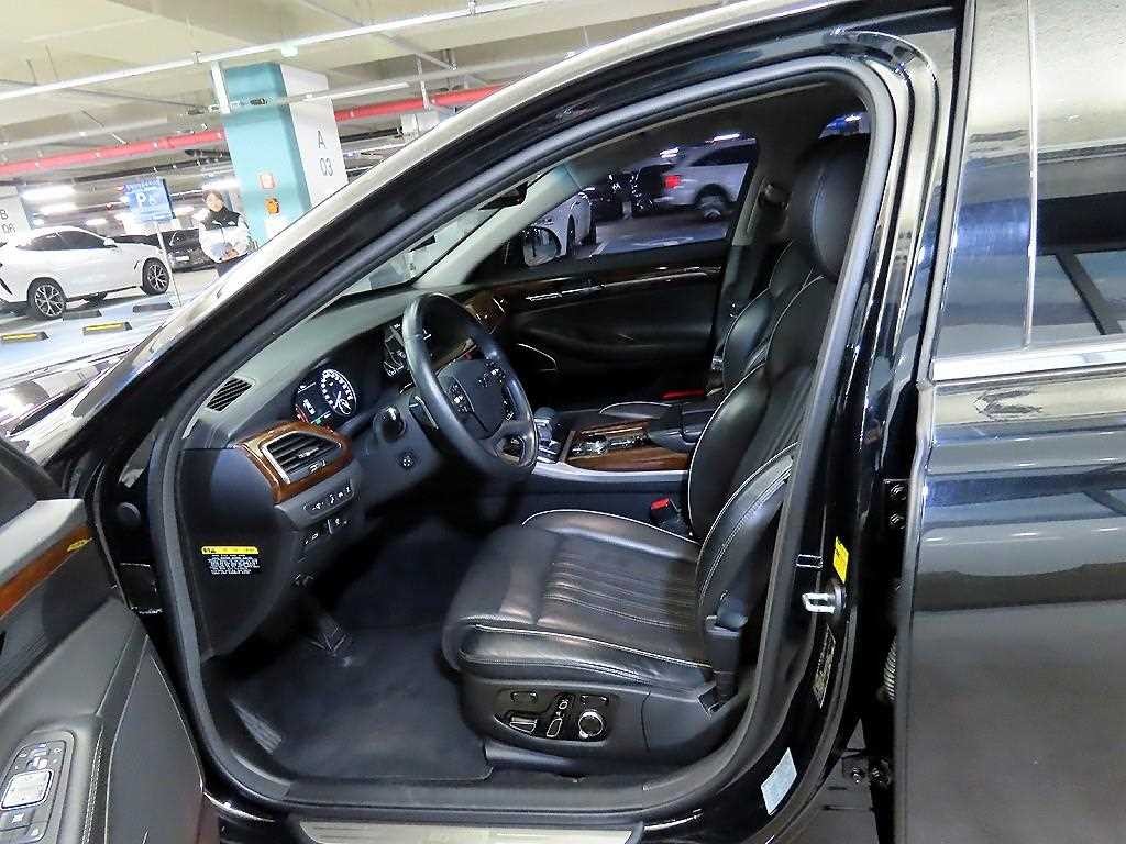 제네시스 EQ900 3.8 GDI AWD 프리미엄 럭셔리 이미지 6