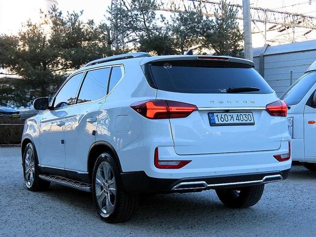 KG모빌리티(쌍용) 렉스턴 올 뉴 렉스턴 (Y450) 디젤 2.2 4WD 프레스티지 이미지 3