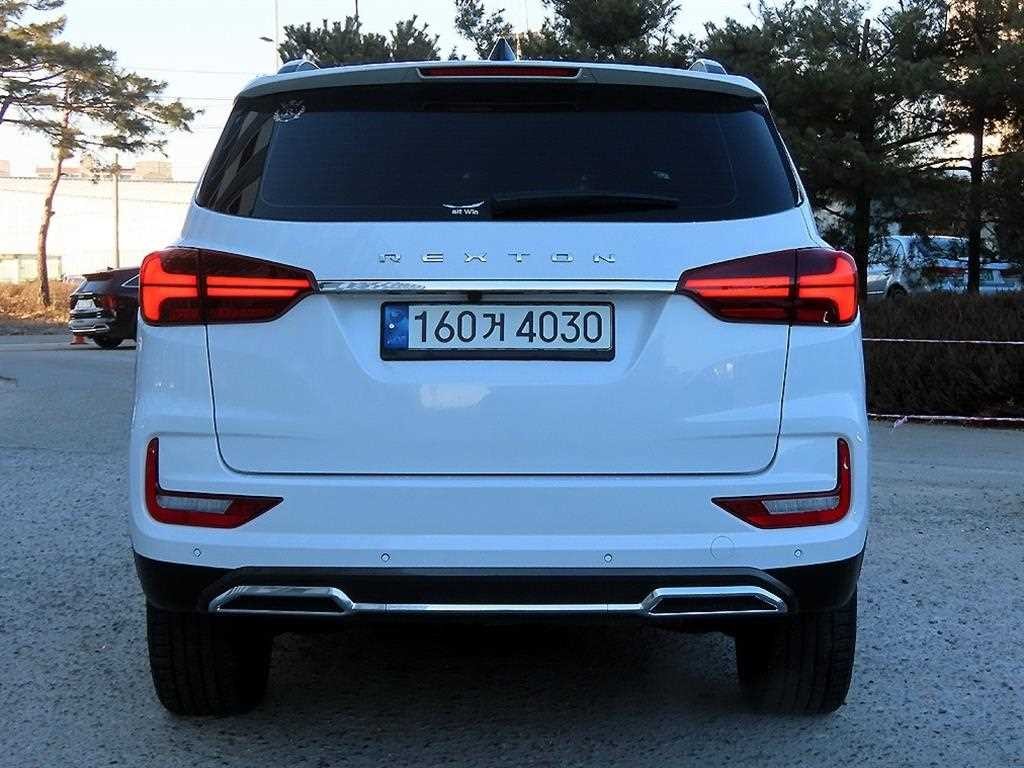 KG모빌리티(쌍용) 렉스턴 올 뉴 렉스턴 (Y450) 디젤 2.2 4WD 프레스티지 이미지 4