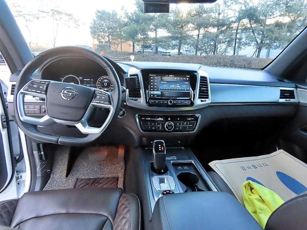 KG모빌리티(쌍용) 렉스턴 올 뉴 렉스턴 (Y450) 디젤 2.2 4WD 프레스티지 이미지 7