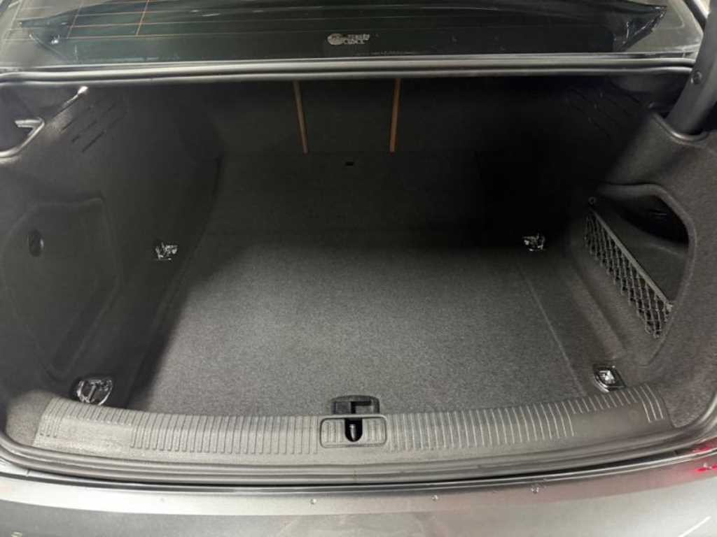 아우디 A4 A4 (B9) 40 TFSI 프리미엄 이미지 18