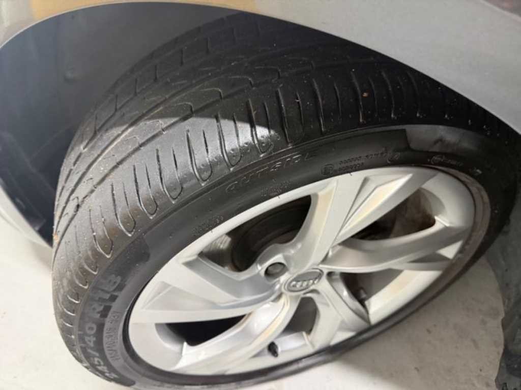 아우디 A4 A4 (B9) 40 TFSI 프리미엄 이미지 20