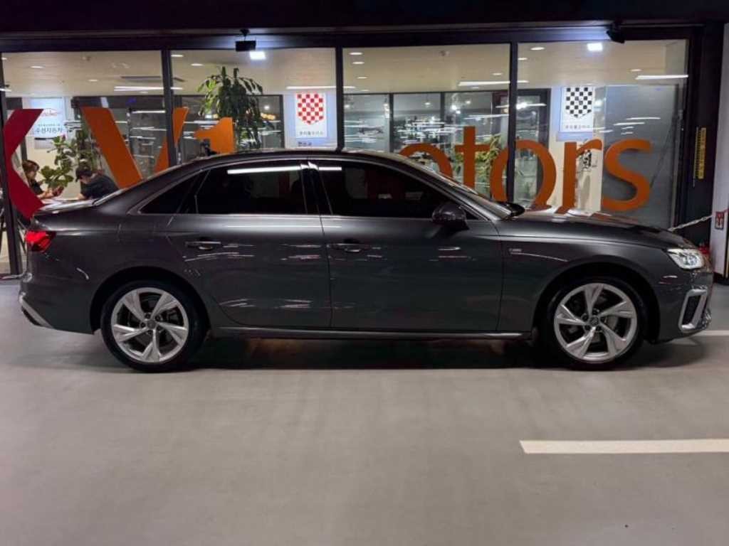 아우디 A4 A4 (B9) 40 TFSI 프리미엄 이미지 3