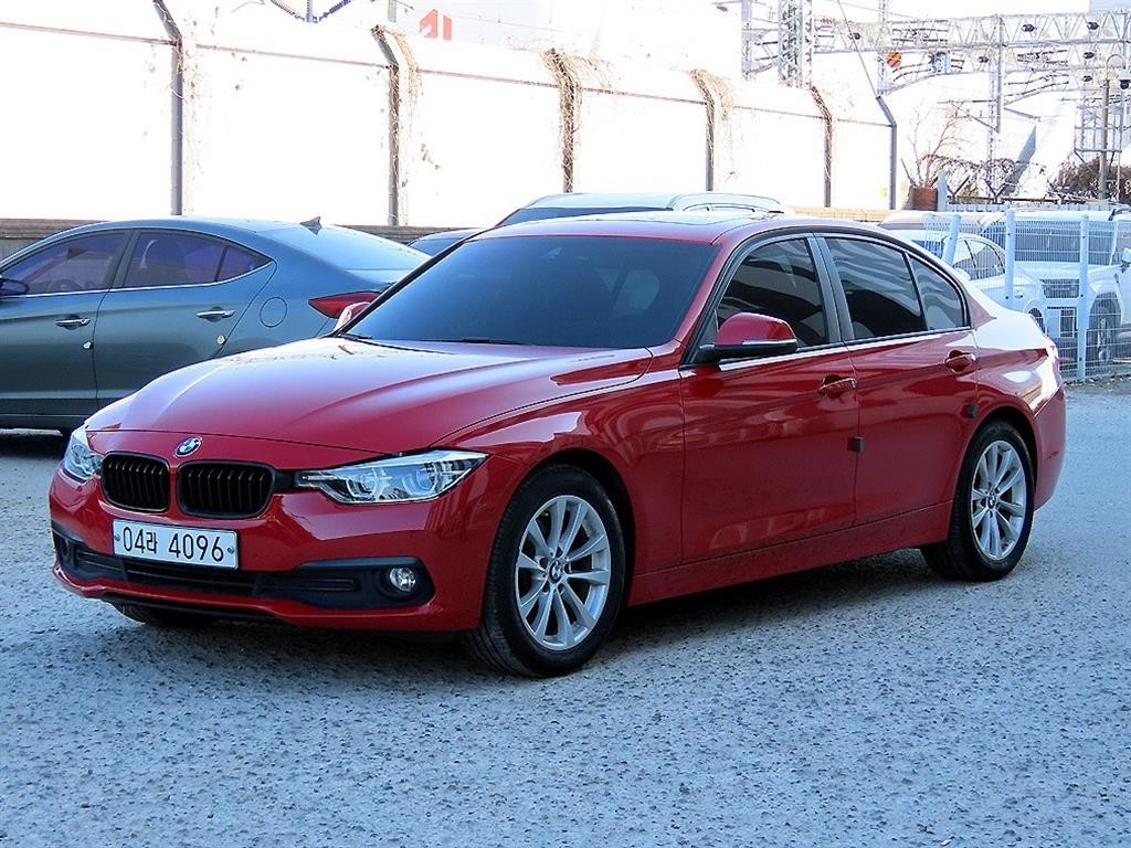 BMW 3시리즈 3시리즈 (F30) 320d 이미지 2