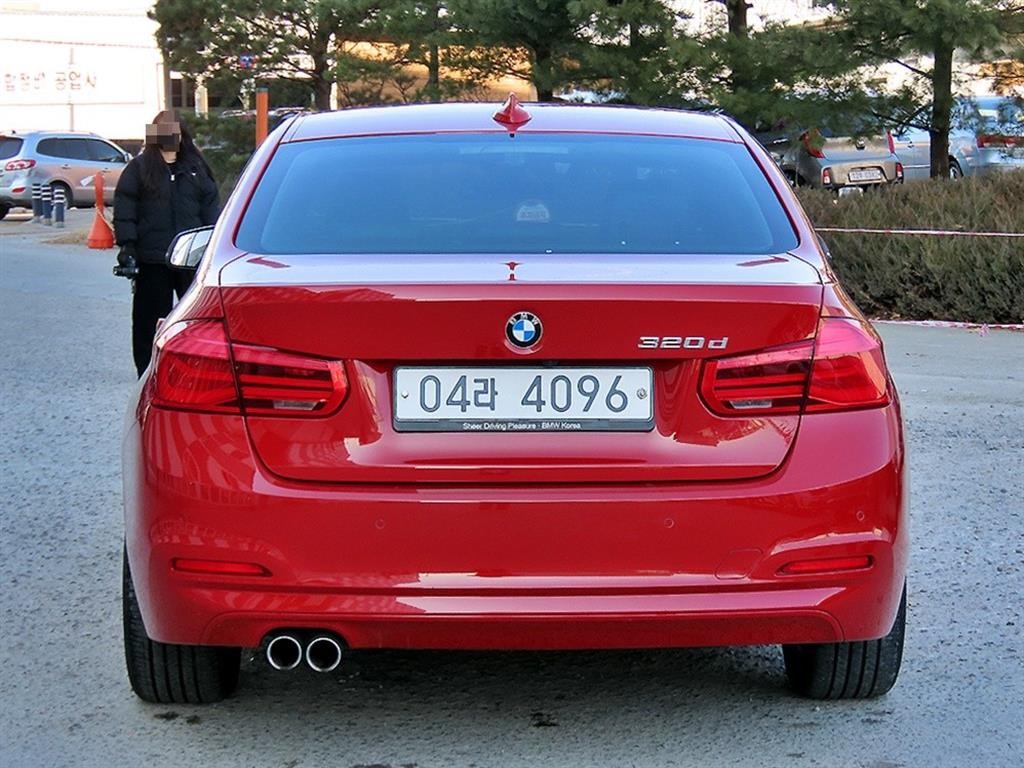 BMW 3시리즈 3시리즈 (F30) 320d 이미지 4