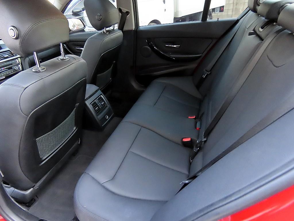 BMW 3시리즈 3시리즈 (F30) 320d 이미지 6