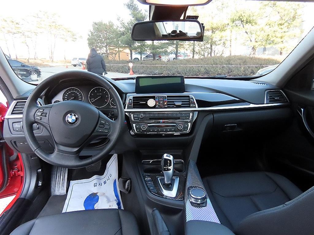 BMW 3시리즈 3시리즈 (F30) 320d 이미지 7