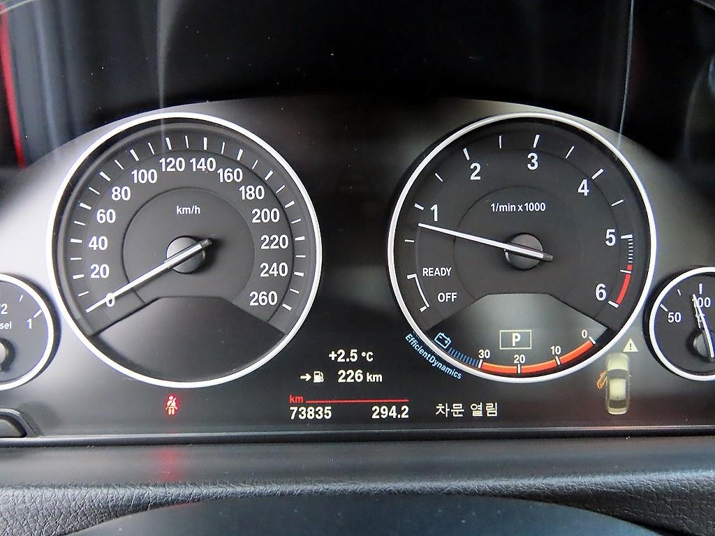 BMW 3시리즈 3시리즈 (F30) 320d 이미지 9