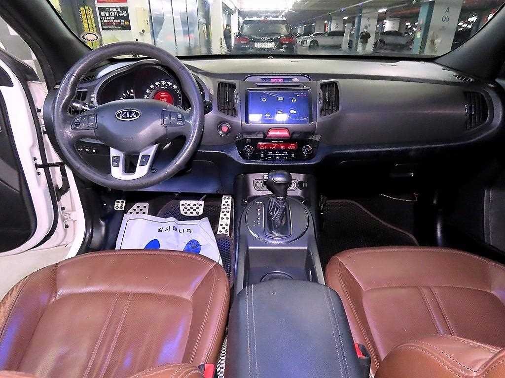 기아 스포티지 스포티지 R 2WD LIMITED 이미지 10