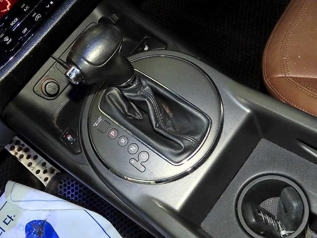 기아 스포티지 스포티지 R 2WD LIMITED 이미지 12