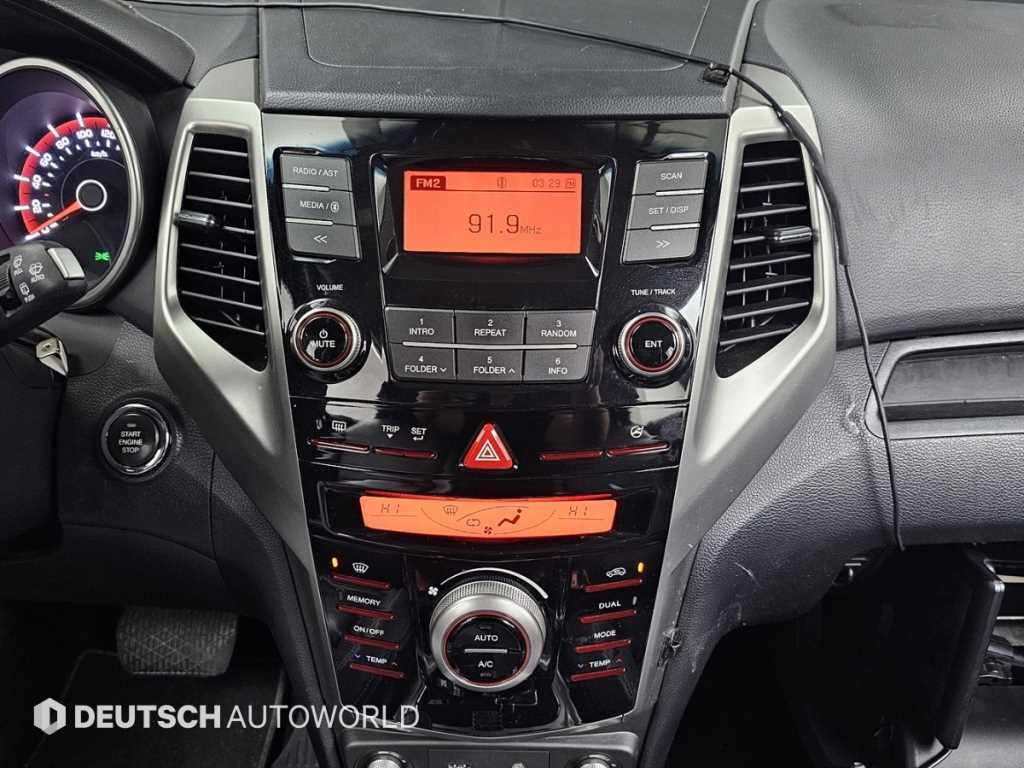KG모빌리티(쌍용) 티볼리 가솔린 2WD 1.6 VX 이미지 14