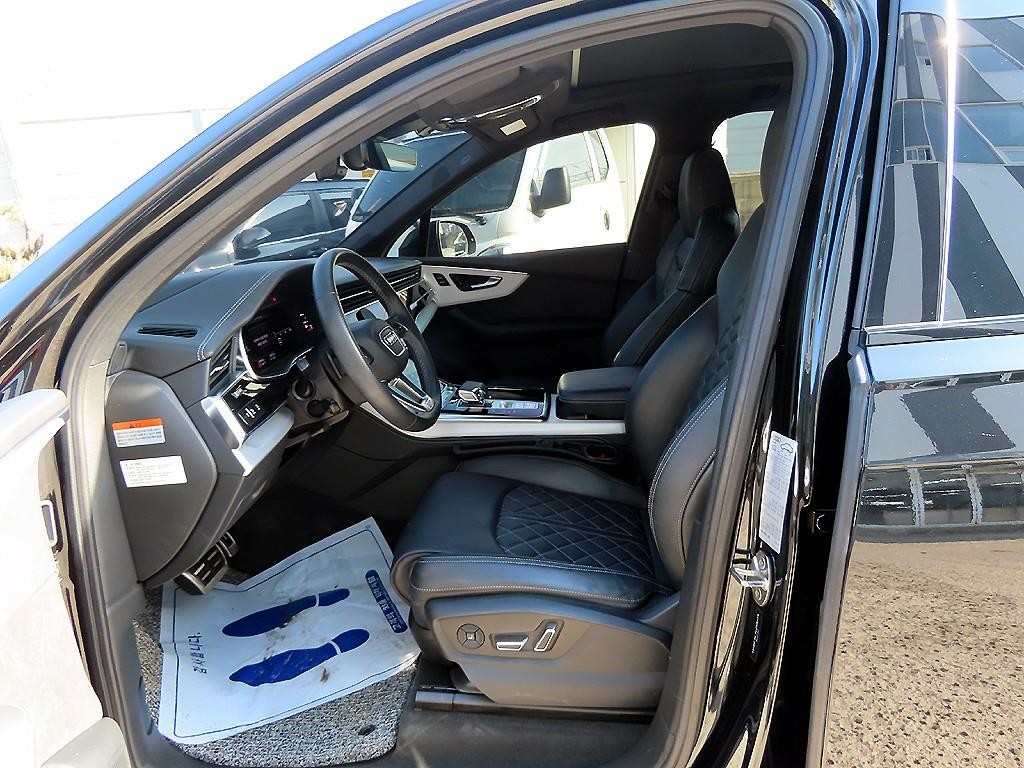 아우디 Q7 Q7 (4M) 55 TFSI 콰트로 프리미엄 이미지 5