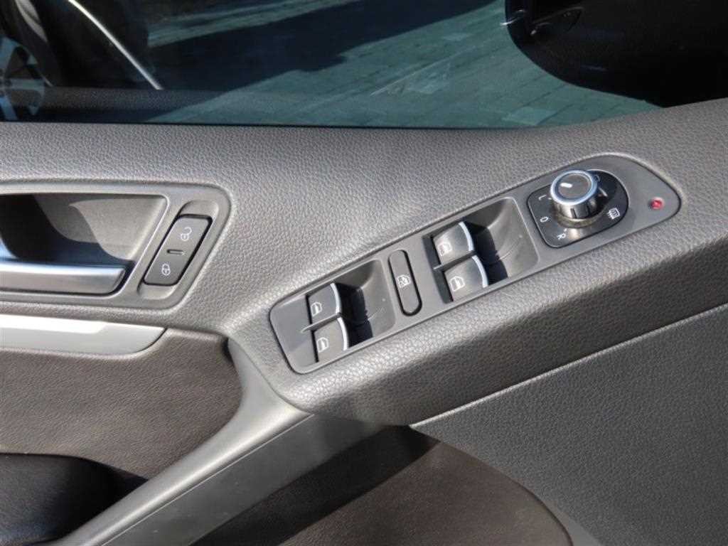 폭스바겐 티구안 뉴티구안 2.0 TDI 프리미엄 이미지 12