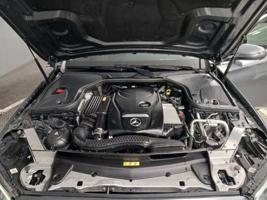 벤츠 E 클래스 E-클래스 W213 E200 아방가르드 이미지 19