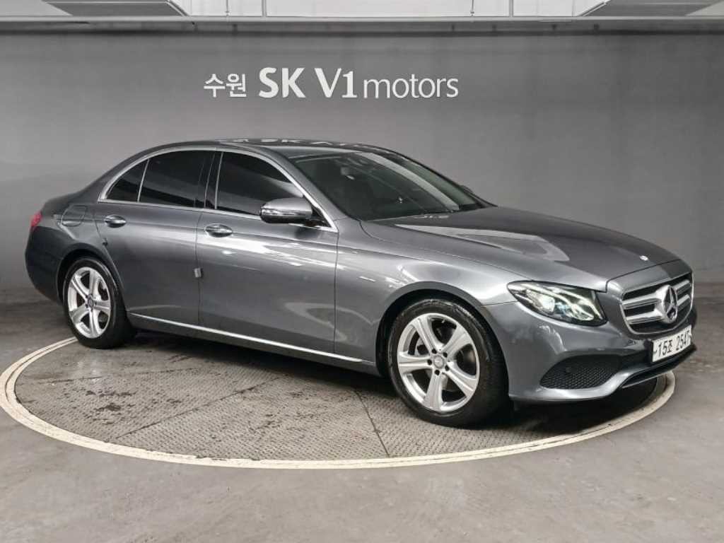 벤츠 E 클래스 E-클래스 W213 E200 아방가르드 이미지 5