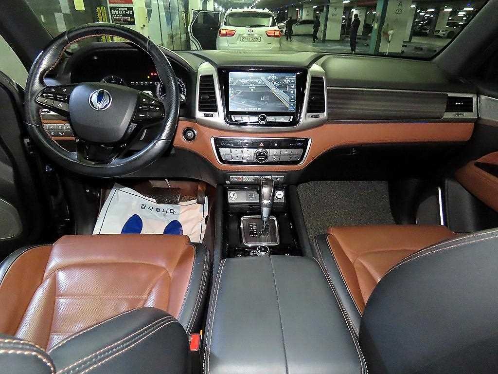 KG모빌리티(쌍용) 렉스턴 G4렉스턴 디젤 2.2 4WD 헤리티지 이미지 10