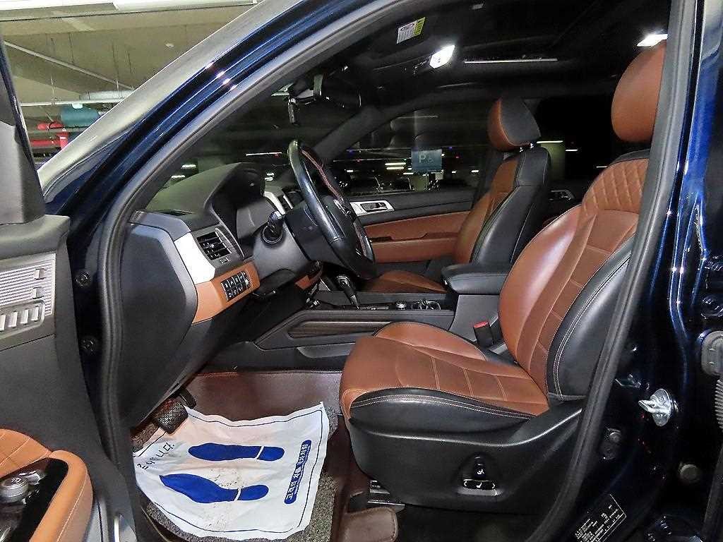 KG모빌리티(쌍용) 렉스턴 G4렉스턴 디젤 2.2 4WD 헤리티지 이미지 6