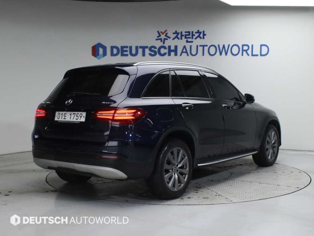 벤츠 GLC 클래스 GLC클래스 X253 GLC 350 e 4MATIC 이미지 2