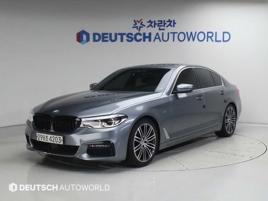 BMW 5시리즈 5시리즈 (G30) 530i xDrive M 스포츠 플러스 이미지 1