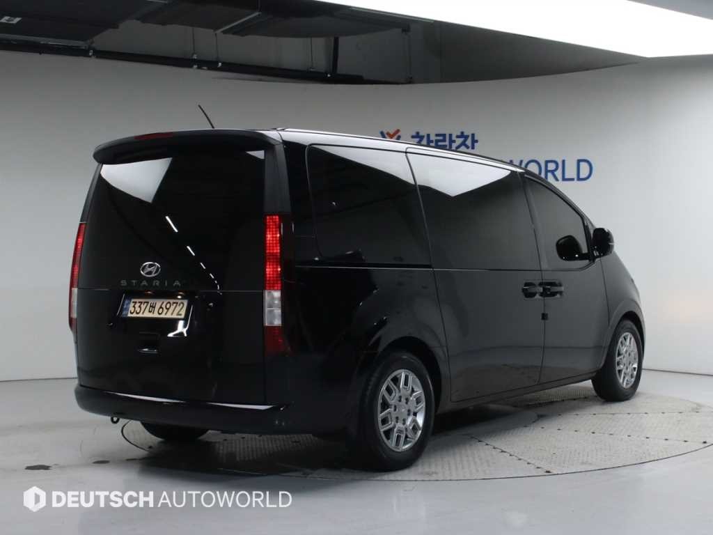 현대 스타리아 2WD 디젤 투어러 모던 9인승 이미지 2