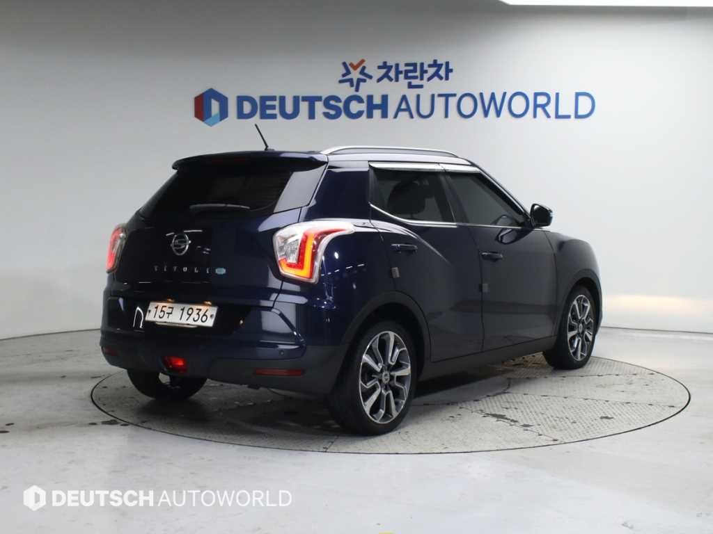 KG모빌리티(쌍용) 티볼리 디젤 2WD 1.6 VX 이미지 2