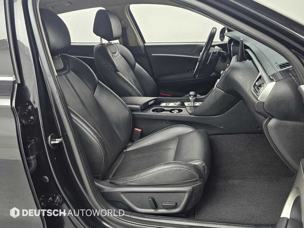 제네시스 G70 더 뉴 G70 가솔린 2.0T 4WD 기본형 이미지 10
